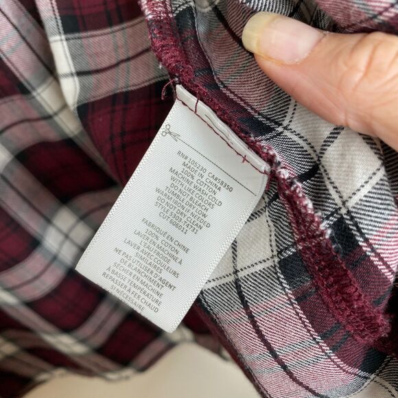 Soft Joie Eggplant Classic Plaid Double Pocket Roll Tab Sleeve Shirt Button SM - Picture 7 of 10